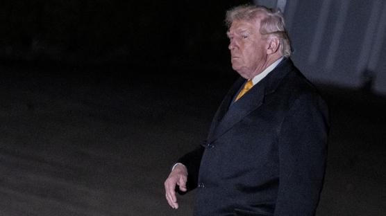 Trump, Venezuela sonras� g�z�n� oraya dikti