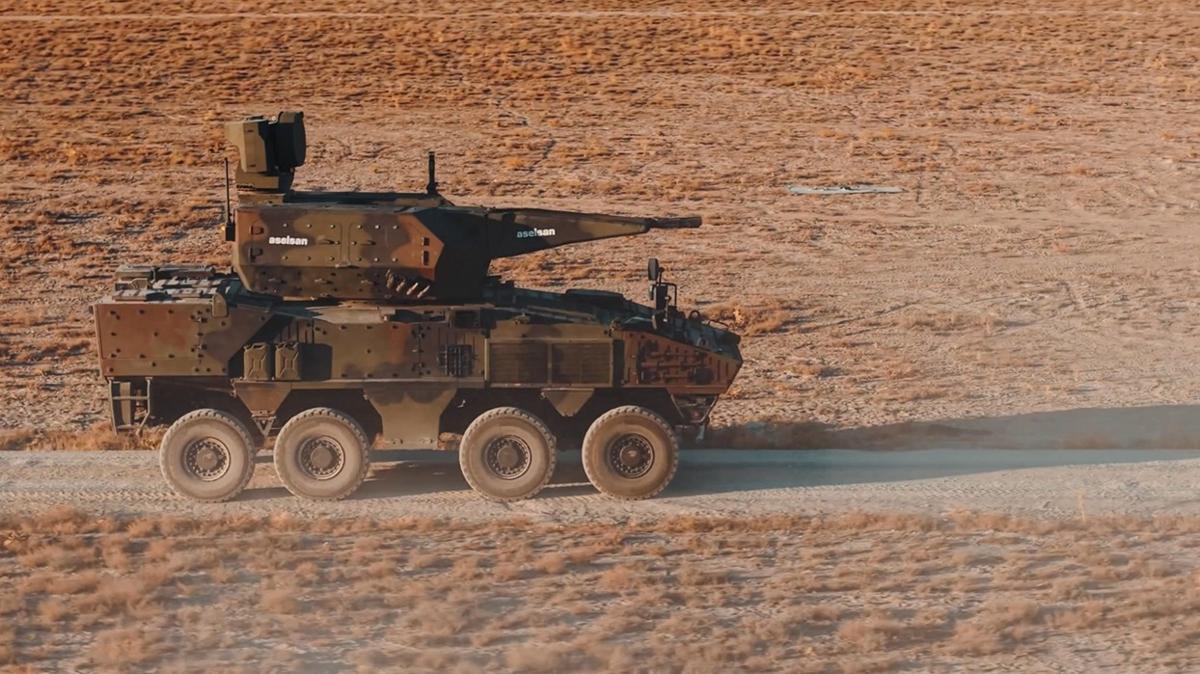 KORKUT 8x8 sahneye ��kt�