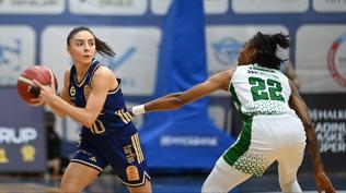 Fenerbahçe Opet, Nesibe Aydın'ı farklı geçerek Dörtlü Final'e yükseldi