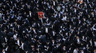 İsrail sokakları kaynıyor! Binlerce kişi gösteri düzenledi