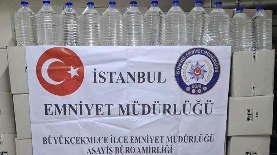 Kaçakçılığa geçit yok: 3 bin litreye yakın alkol ele geçirildi