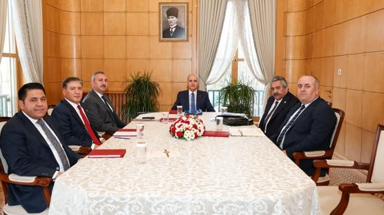 TBMM Başkanı Kurtulmuş siyasi partilerin temsilcileriyle bir araya geldi
