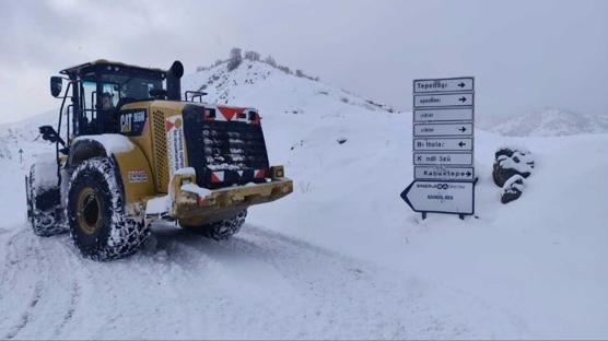 Termometreler s�f�r�n alt�nda 9 dereceyi g�sterdi: Son 57 y�l�n en d����� olarak kay�tlara ge�ti