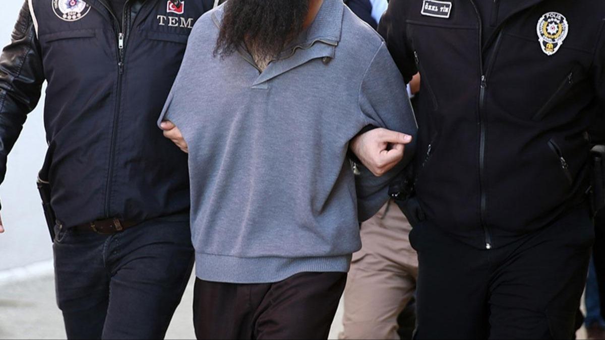 Adana'da DEA� operasyonu: 28 ��pheliden 15'i tutukland�