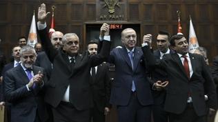 �� milletvekili AK Parti'ye kat�ld�