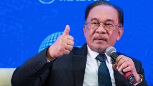 Enver: Ger�ekleri s�yleme cesaretini g�steren bir ses