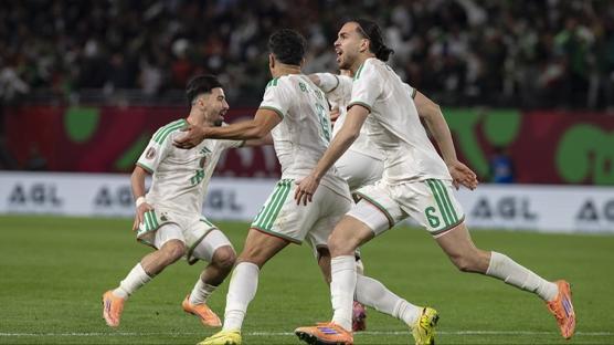 Cezayir ve Fildi�i Sahili �eyrek finalde