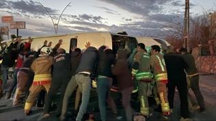 Hatay'da 5 ara�l� zincirleme trafik kazas�: Yaral� say�s� y�kseldi