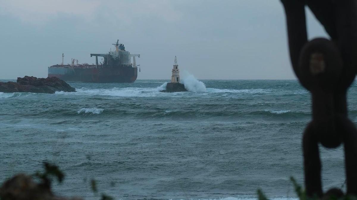 Petrol tankerine �HA sald�r�s�