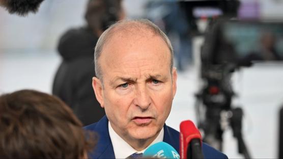 Martin'den Trump'a Gr�nland sert mesaj: AB, Danimarka'n�n arkas�ndad�r