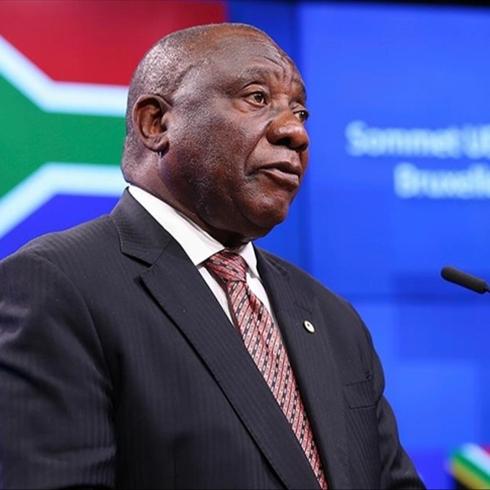 Ramaphosa: Maduro ve eşi serbest bırakılsın