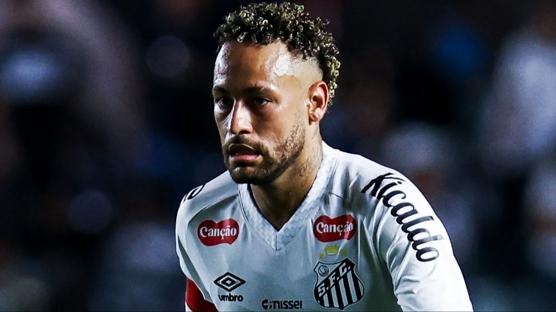Santos'tan resmi a��klama! Neymar'�n s�zle�mesi uzat�ld�