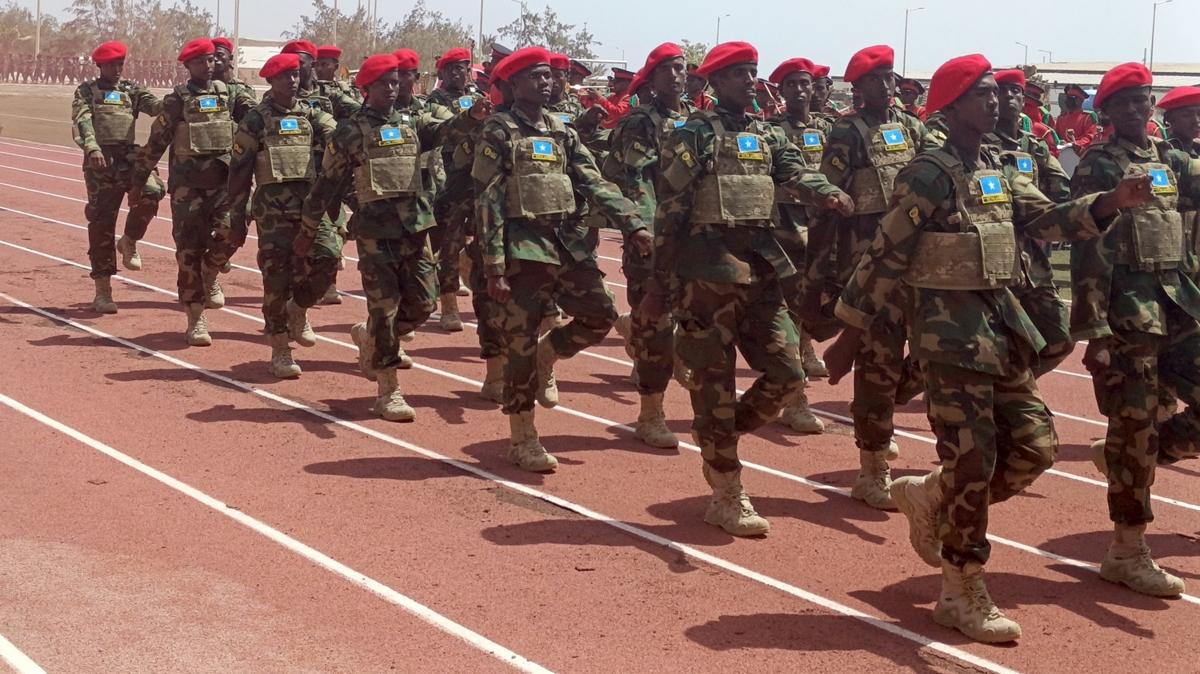 Dost �lke ordusuna taze kan