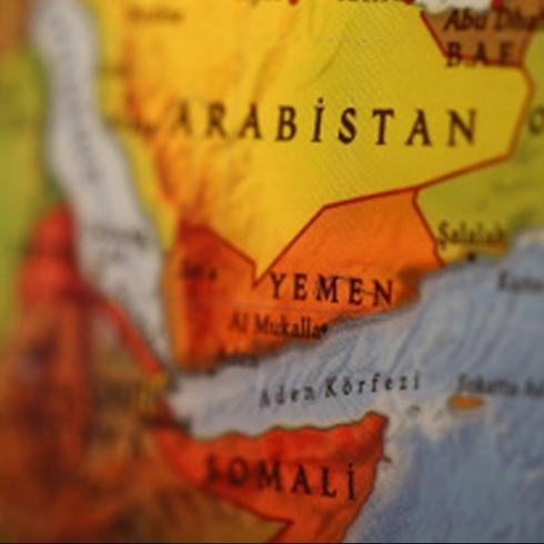 Yemen, GGK g��lerini hedef ald�: Zubeydi b�lgeden ka�t�