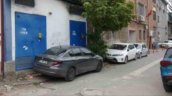 Adana'da deh�et! 19 ya��ndaki gen� sokak ortas�nda can verdi