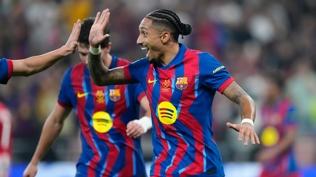 Barcelona final biletini 5 golle ald�