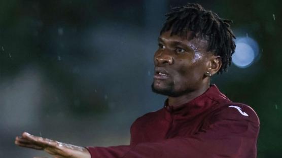 Chibuike Nwaiwu, Trabzonspor'da ilk idman�na ��kt�