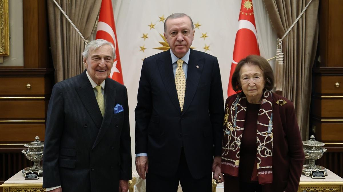 Cumhurbaşkanı Erdoğan, Koç ve Arsel'i kabul etti