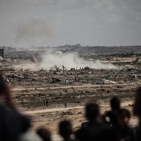 Katil �srail'in Gazze'deki sald�r�lar�nda biri �ocuk 2 ki�i ya�am�n� yitirdi