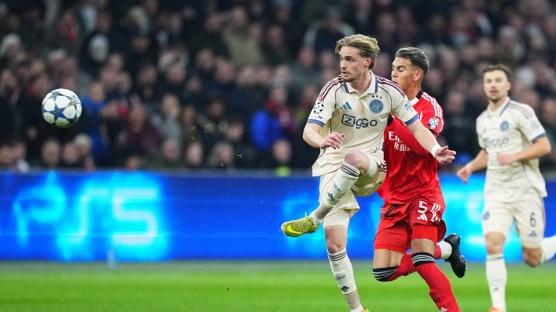 Lazio, Guendouzi'nin bo�lu�unu Taylor ile doldurdu