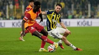 ��te dev derbinin hakemi...