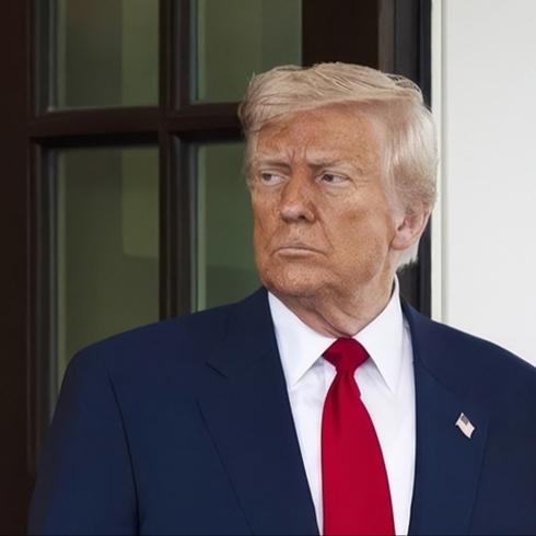 Trump'tan Tahran'a uyarı: İran'ı çok sert vururuz