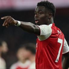 Arsenal'den Bukayo Saka karar�