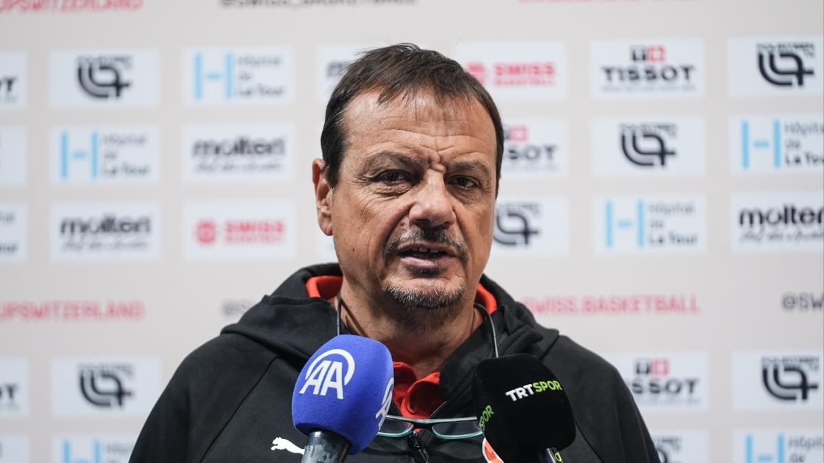 Ergin Ataman'dan �rk�� sald�r�lara sert tepki