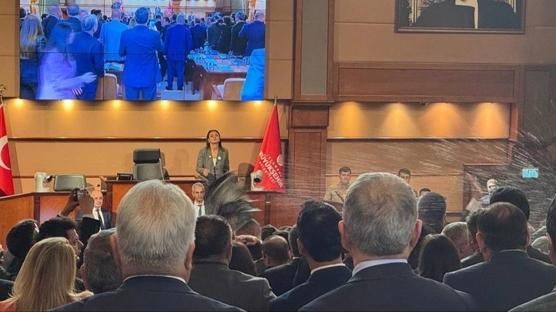 CHP'liler �� maymunu oynad�