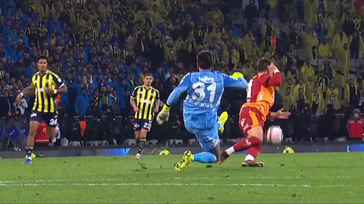 Derbide gol iptal edildi