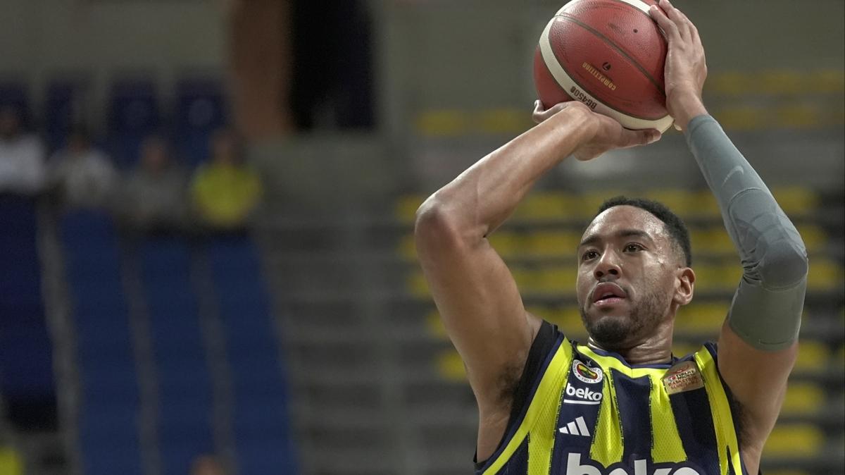 Bonzie Colson'dan Fenerbah�e'ye k�t� haber