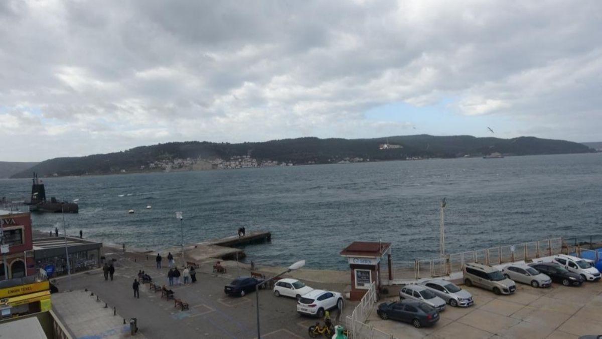 F�rt�na �anakkale'de deniz ula��m�n� vurdu: Bo�az kapand�, seferler iptal