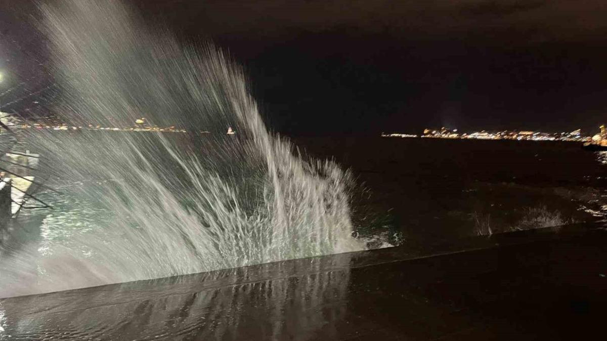 �stanbul'da lodos etkili oldu