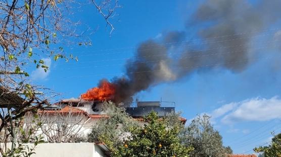 Mu�la'da apart otelde yang�n pani�i: Ekipler b�lgeye sevk edildi