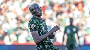 Osimhen sahnede! Nijerya, Cezayir'i yenerek yar� finale ��kt�