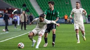 Sakaryaspor evinde tak�ld�