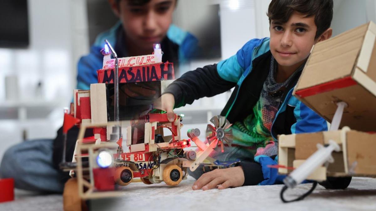 T�rkiye'nin yar�nlar� b�yle yeti�iyor! En b�y�k hayali Sel�uk Bayraktar gibi olmak