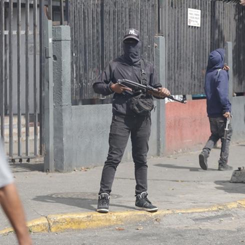 ABD, Venezuela'daki vatanda�lar�na 'derhal �lkeyi terk etmeleri' �a�r�s�nda bulundu