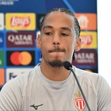 Be�ikta�, Thilo Kehrer i�in resmen devrede