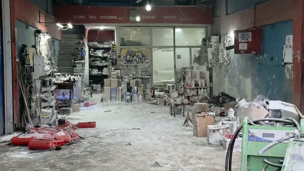 Diyarbak�r'da i� yerinde soba patlad�: 4 ki�i yaraland�