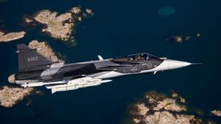 Gripen savaş uçakları yola çıktı: Tam 900 milyon dolar