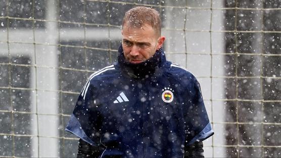 Fenerbah�e, Beyo�lu Yeni �ar�� ma��na haz�rlan�yor