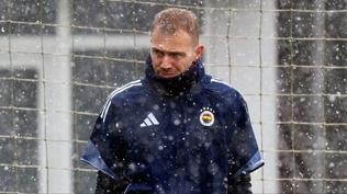 Fenerbah�e, Beyo�lu Yeni �ar�� ma��na haz�rlan�yor