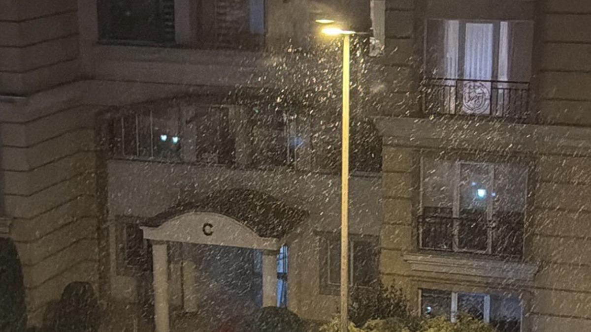 �stanbul'da kar ya���� ba�lad�