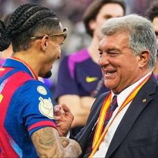 Laporta: Muhte�em futbol oynayan tak�m�m�z var