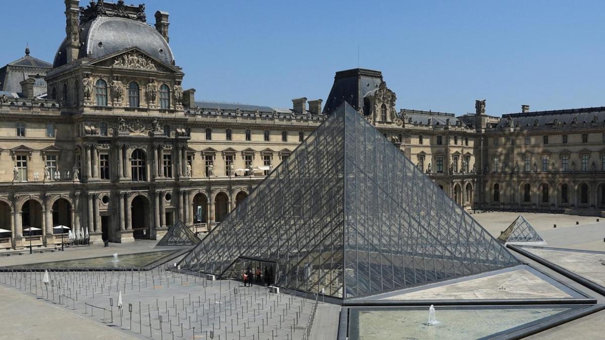 Louvre M�zesi �al��anlar�ndan grev: M�ze ziyarete kapand�