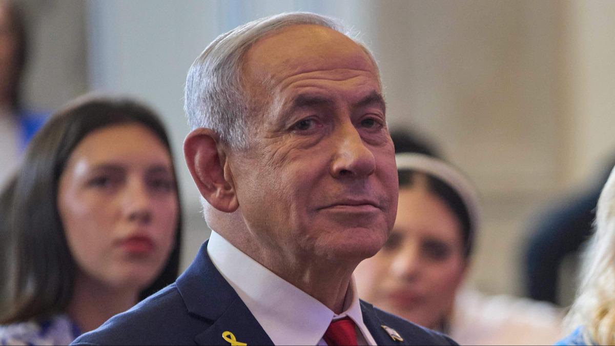 Netanyahu'nun eski danışmanı için yakalama kararı