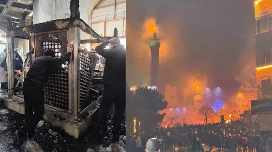 �ran'da camiler ve Kur'an-� Kerim hedefte