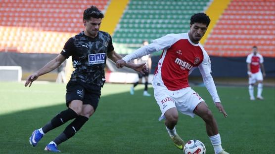 Alanyaspor ile Fatih Karag�mr�k kupada yeni�emedi