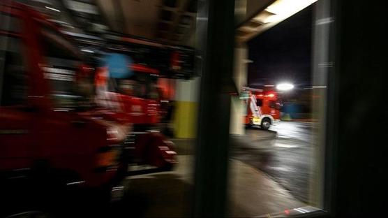 Bah�elievler'de �at� yang�n�: Alevler yan apartmana s��rad�